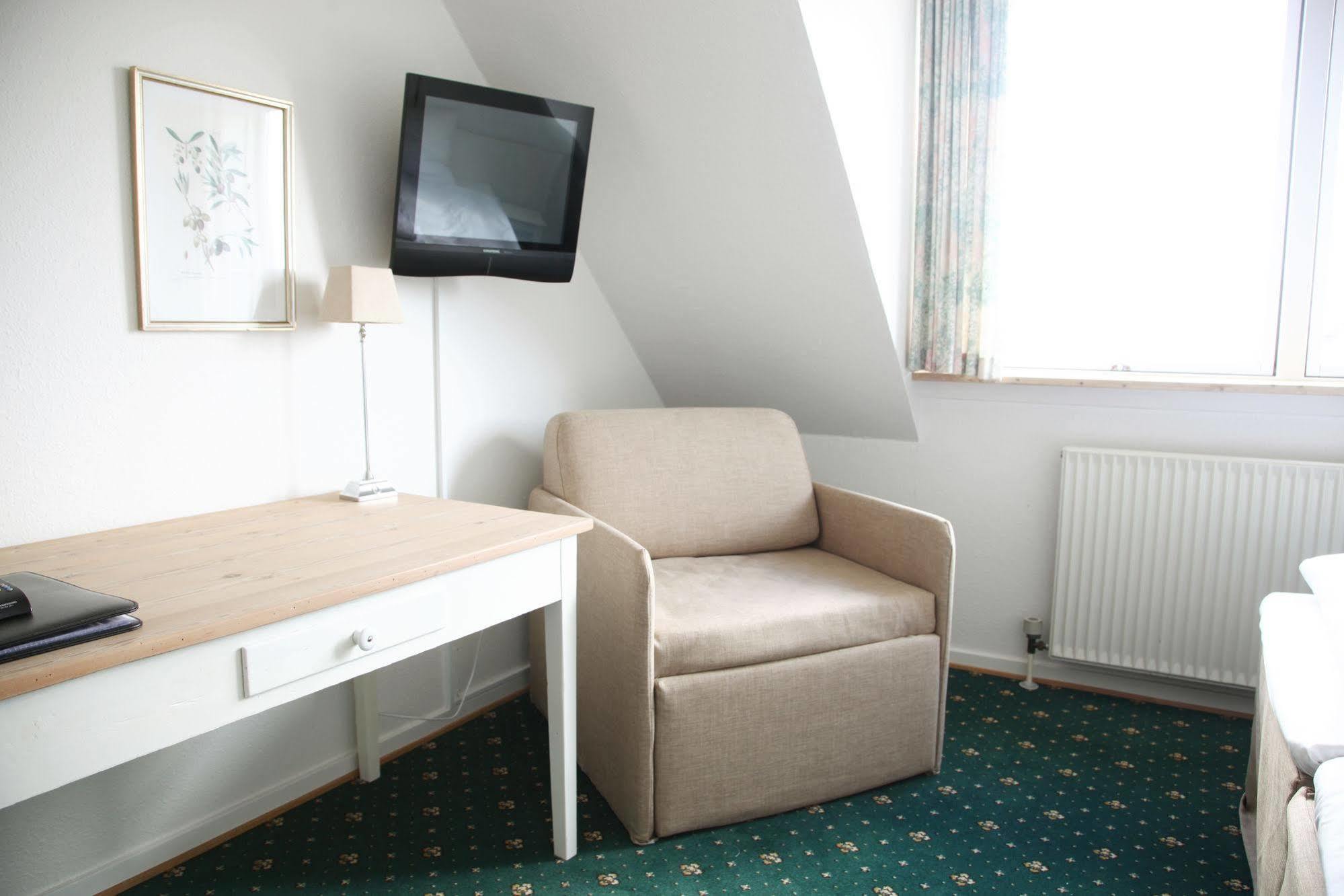 Fangel Kro & Hotel Bellinge Экстерьер фото